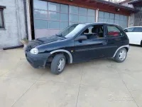 Usata Opel Corsa 45 CV (33 kW) 1997 Nero Utilitaria