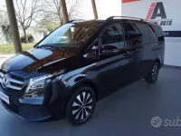 Usata Mercedes V250 Premium 190 CV (139 kW) 2024 Nero Monovolume