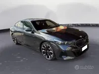 Usata BMW 520 M Sport 197 CV (144 kW) 2025 Grigio Berlina