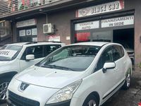 Usata Peugeot 3008 Business-Line 110 CV (80 kW) 2010 Bianco SUV
