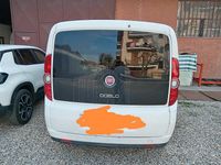 Usata Fiat Doblò 105 CV (77 kW) 2015 Bianco Monovolume