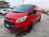 Usata Ford Transit Custom Trend 100 CV (73 kW) 2015 Rosso Berlina