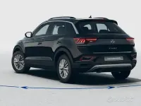 Usata VW T-Roc 116 CV (85 kW) 2024 Nero SUV