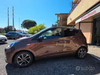 Usata Hyundai i10 65 CV (47 kW) 2019 Marrone Utilitaria