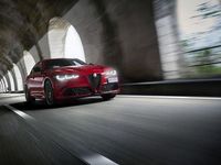 Nuova Alfa Romeo Giulia Quadrifoglio 519 CV (381 kW) 2026 Rosso Berlina