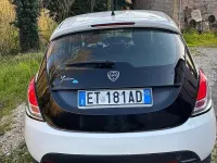 Usata Lancia Ypsilon 85 CV (62 kW) 2012 Bianco Utilitaria