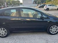 Usata Fiat Grande Punto Dynamic 90 CV (66 kW) 2005 Utilitaria