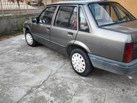 Usata Opel Corsa 54 CV (39 kW) 1993 Marrone Berlina
