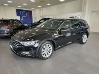 Usata VW Passat 150 CV (110 kW) 2022 Nero Station wagon