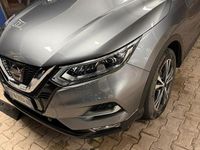 Usata Nissan Qashqai N-Connecta 131 CV (96 kW) 2018 Grigio SUV