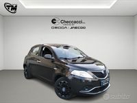 Usata Lancia Ypsilon Platinum 69 CV (50 kW) 2016 Nero Utilitaria