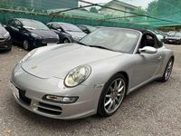 Usata Porsche 997 355 CV (261 kW) 2006 Argento Cabrio
