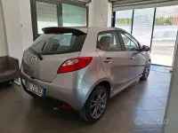 Usata Mazda 2 90 CV (66 kW) 2009 Grigio Utilitaria