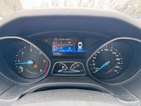 Usata Ford Focus Titanium 120 CV (88 kW) 2017 Blu Berlina