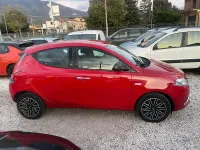 Usata Lancia Ypsilon 95 CV (69 kW) 2017 Rosso Utilitaria
