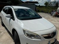 Usata Opel Astra 110 CV (80 kW) 2012 Bianco Berlina