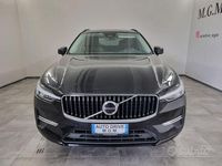 Usata Volvo XC60 Momentum 235 CV (172 kW) 2021 Nero SUV