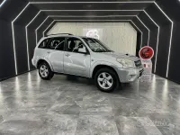 Gebraucht Toyota RAV4 116 PS (85 kW) 2004 Grau SUV