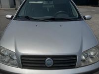 Usata Fiat Punto 69 CV (50 kW) 2005 Utilitaria