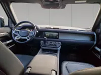 Käytetty Land Rover Defender SE 249 HP (183 kW) 2022 Vihreä Katumaasturi