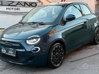 Usata Fiat 500e La Prima 86 kW (118 CV) 2023 Blu Berlina
