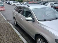 Usata VW Passat 140 CV (102 kW) 2013 Grigio Station wagon