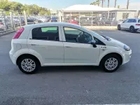 Usata Fiat Punto Young 69 CV (50 kW) 2015 Bianco Utilitaria