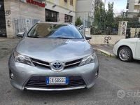 Usata Toyota Auris Touring Sports Lounge 99 CV (72 kW) 2015 Grigio Station wagon