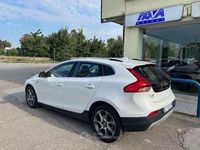 Usata Volvo V40 CC Ocean Race 115 CV (84 kW) 2015 Bianco Station wagon