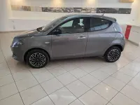 Usata Lancia Ypsilon S 69 CV (50 kW) 2024 Grigio Utilitaria
