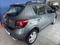 Usata Dacia Sandero Stepway 90 CV (66 kW) 2017 Grigio scuro Utilitaria