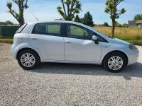 Usata Fiat Grande Punto Lounge 77 CV (56 kW) 2012 Grigio Utilitaria
