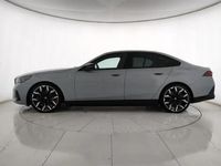 Usata BMW i5 Comfort Edition 442 kW (601 CV) 2023 Brooklyn grey Berlina