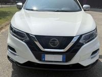 Usata Nissan Qashqai Tekna+ 131 CV (96 kW) 2017 Bianco SUV