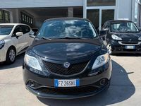 Usata Lancia Ypsilon Gold 69 CV (50 kW) 2019 Nero Utilitaria
