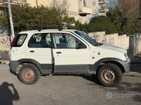 Usata Daihatsu Terios 83 CV (61 kW) 1999 Bianco SUV