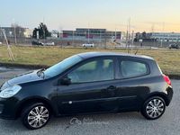 Usata Renault Clio II 75 CV (55 kW) 2008 Nero Berlina