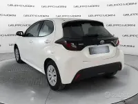 Usata Toyota Yaris Hybrid Active 116 CV (85 kW) 2025 Bianco Berlina
