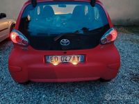Usata Toyota Aygo 68 CV (50 kW) 2010 Rosso Utilitaria