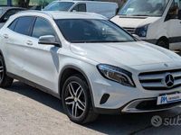 Usata Mercedes GLA200 156 CV (114 kW) 2015 Bianco SUV