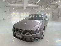 Usata VW Passat Business 122 CV (89 kW) 2023 Grigio Station wagon