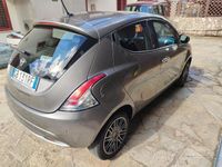 usata Lancia Ypsilon hybrid ecochic 3^serie