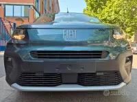 Nuova Fiat Doblò 100 CV (73 kW) 2026 Blu Monovolume