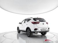Usata MG ZS Luxury 106 CV (77 kW) 2024 Bianco SUV