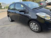 Usata Toyota Yaris Sol 101 CV (74 kW) 2009 Nero Utilitaria