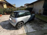 Begagnad Mini ONE 90 HK (66 kW) 2002 Grå Halvkombi