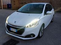 Usata Peugeot 208 Allure 75 CV (55 kW) 2018 Nero Utilitaria