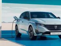 Nuova Peugeot e-308 Allure 61 kW (84 CV) 2026 Argento Utilitaria