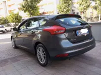 Usata Ford Focus 120 CV (88 kW) 2016 Grigio Berlina