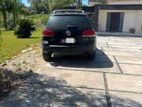 Usata VW Touareg 224 CV (164 kW) 2005 Nero SUV